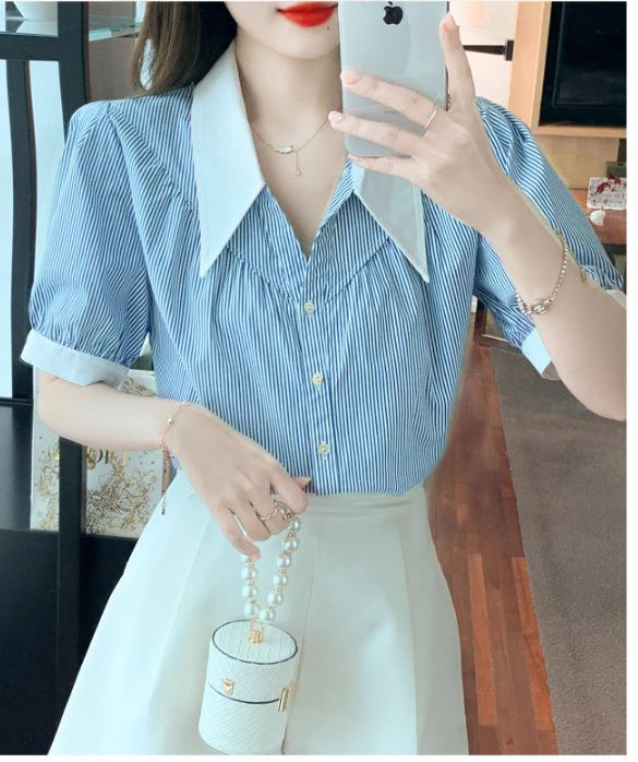 Áo sơ mi sọc cổ phối chất kate mềm mại