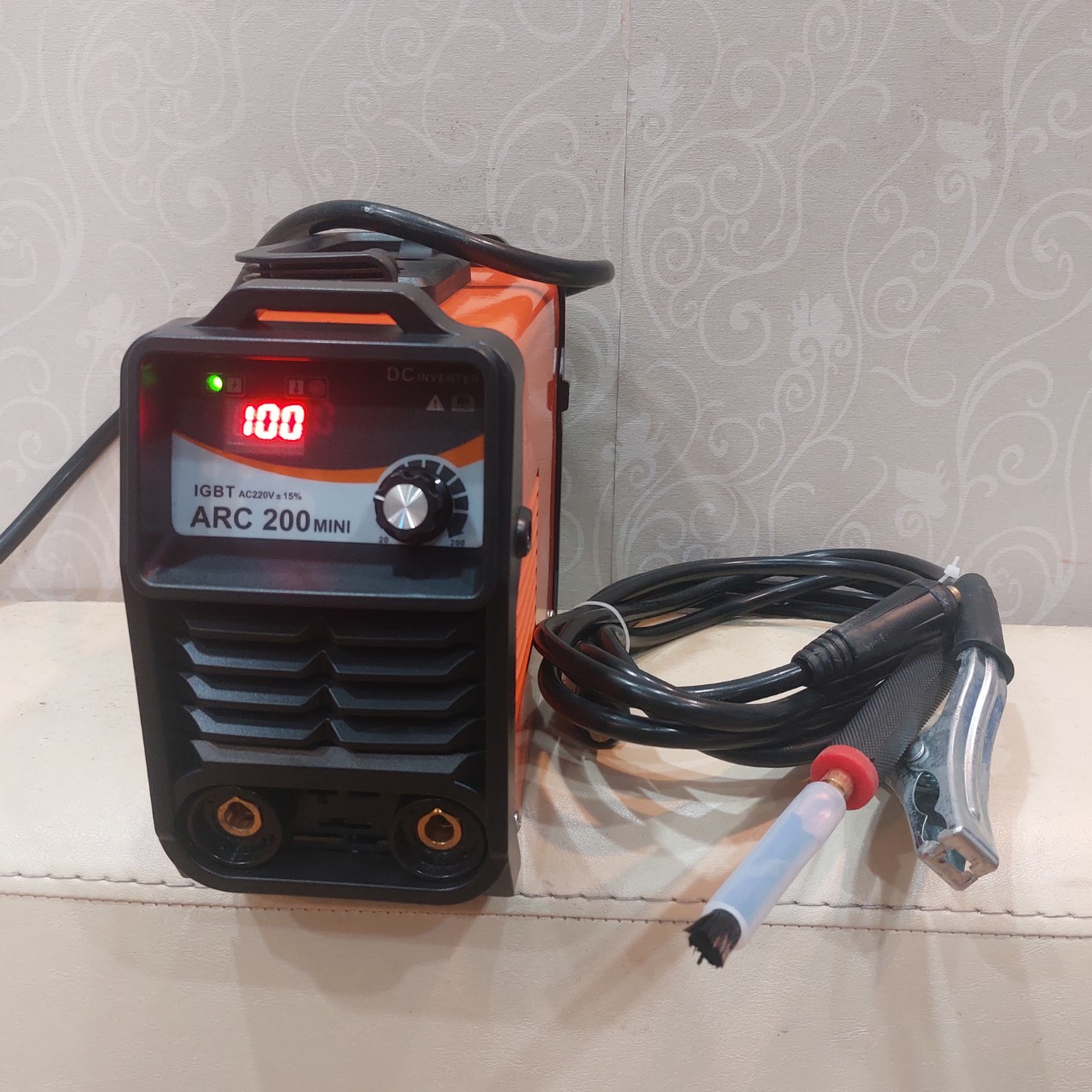 Máy tẩy mối hàn inox điện hóa - máy điện hóa model 200 kích thước nhỏ gọn