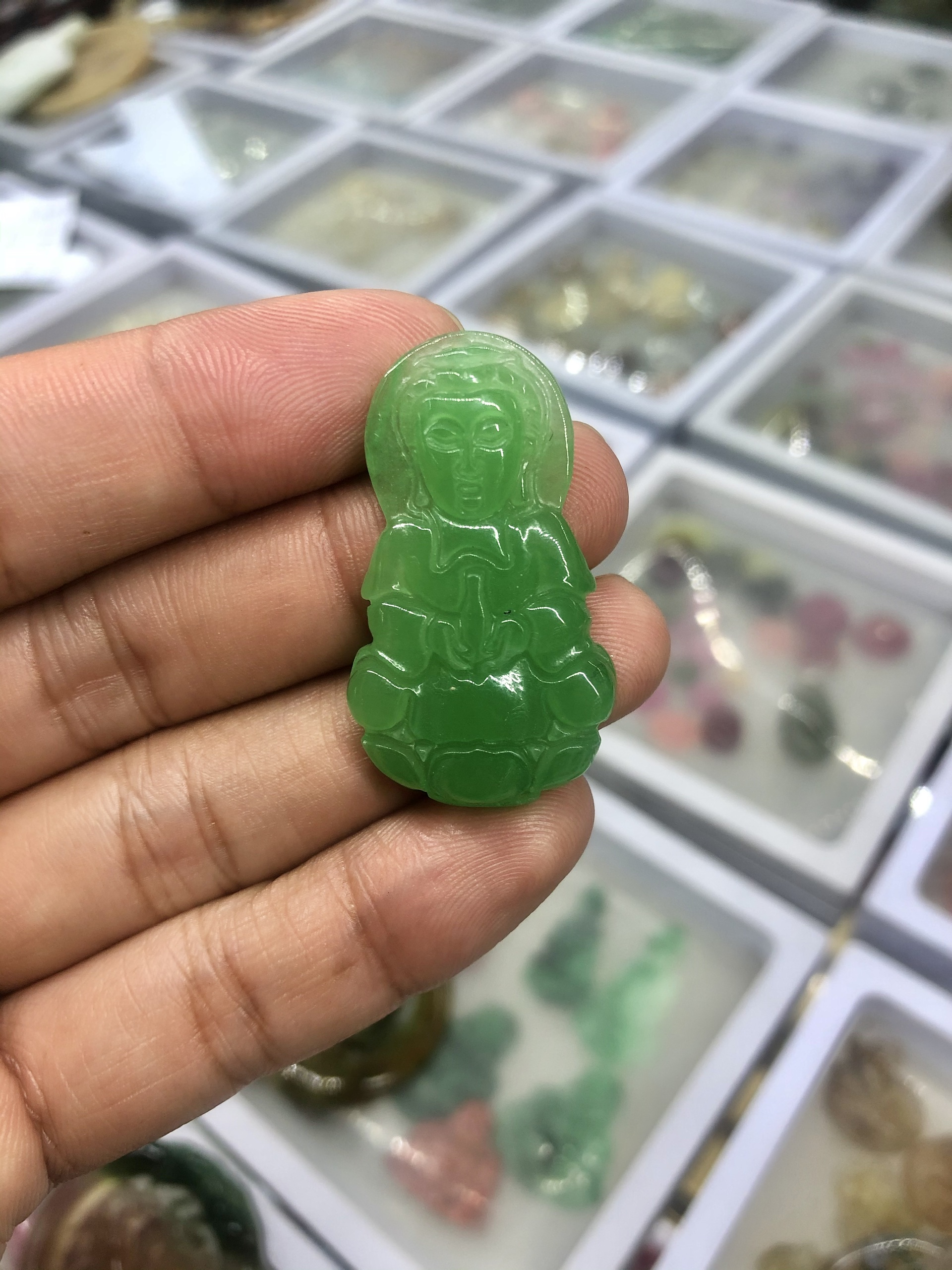 Mặt dây chuyền phật Bà Quan Âm phong thủy đá ngọc cẩm thạch