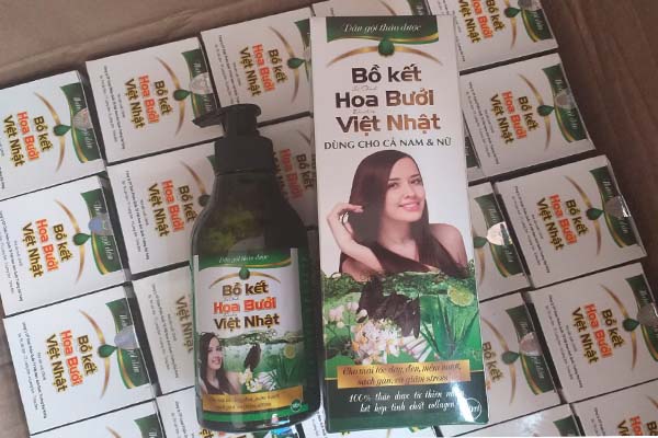 DẦU GỘI THẢO DƯỢC BỒ KẾT HOA BƯỞI
