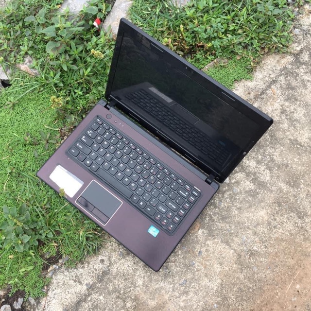 Laptop các hãng core i3, giá siêu tốt