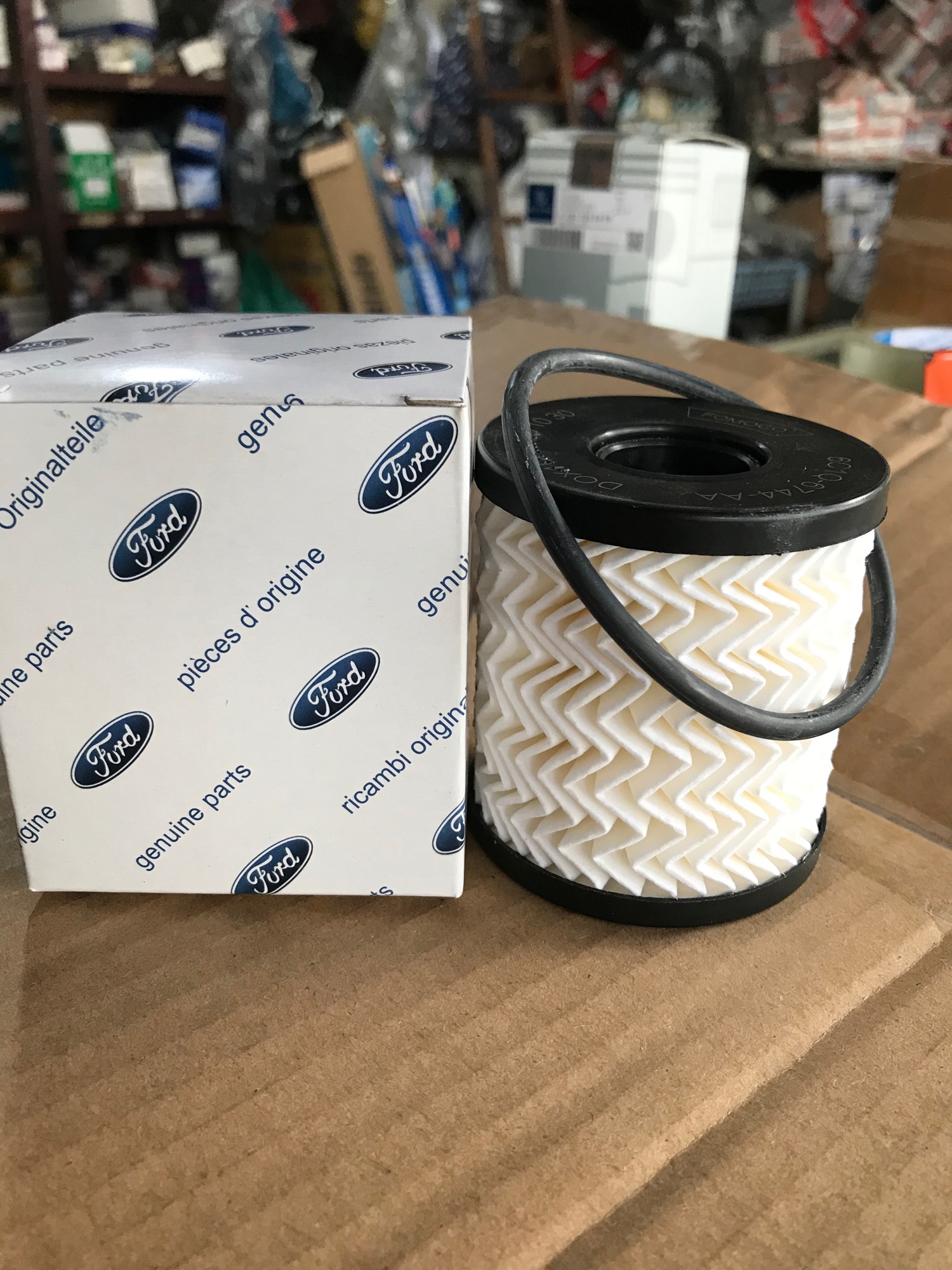[HCM] Lọc Nhớt Động Cơ Ford Transit 2008-2021