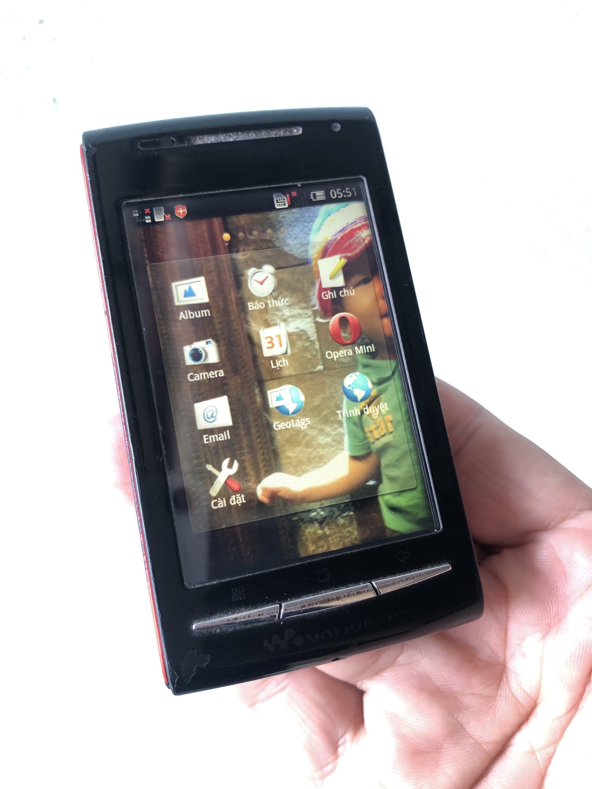 Sony-Ericsson-X8