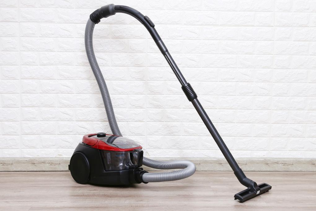 Máy hút bụi Samsung VC18M3130V1/SV-N