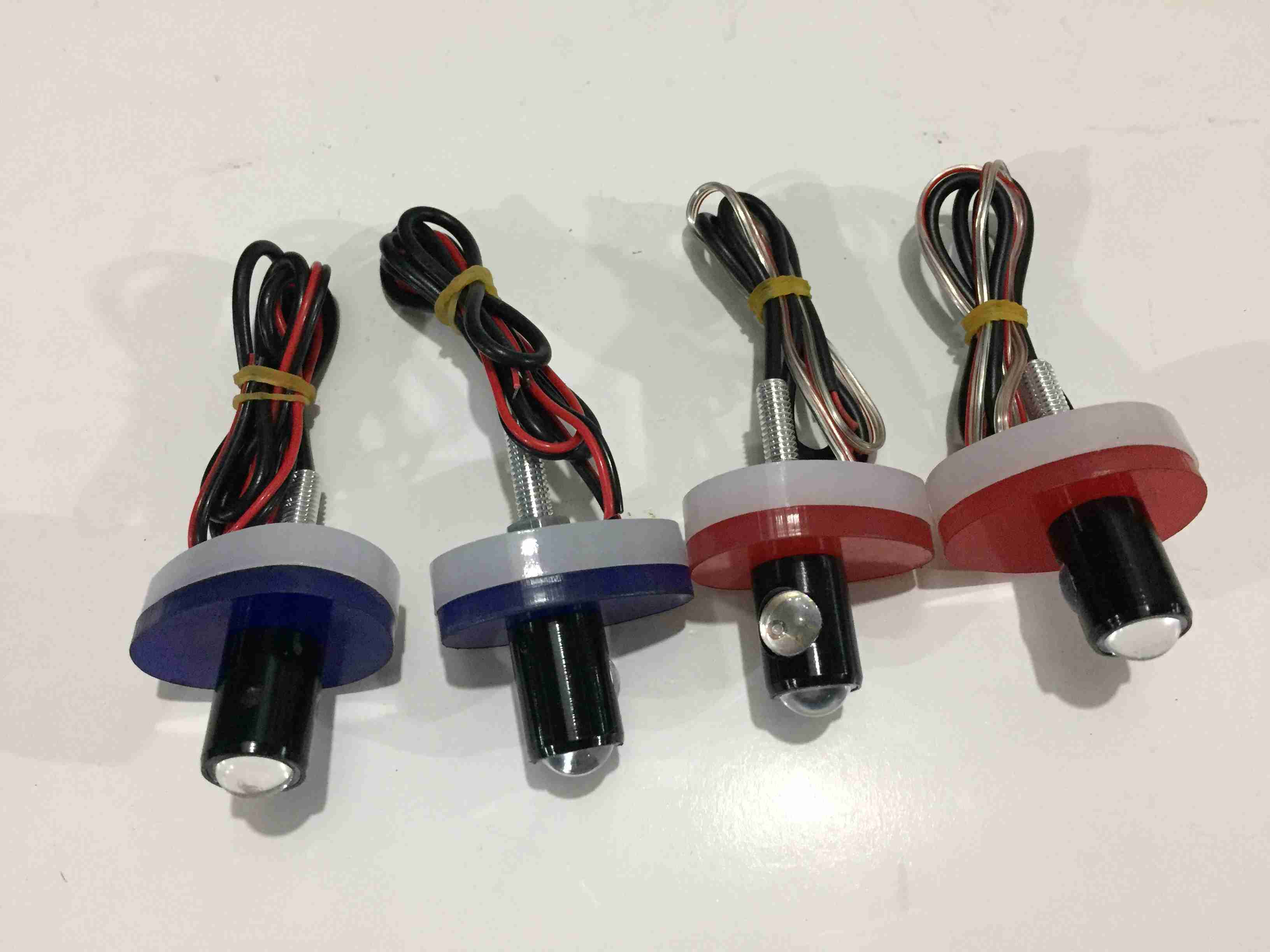 Xi nhan multi 2 tầng viền led màu đỏ