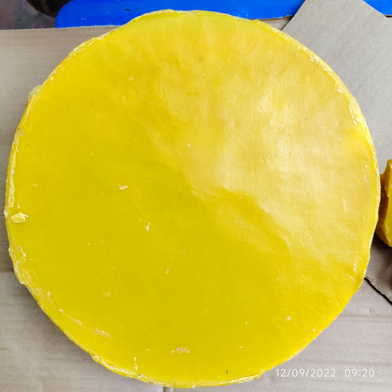 Sáp Ong Nguyên Chất 1Kg - Sỉ Sáp Ong Vàng Nhà Nấu