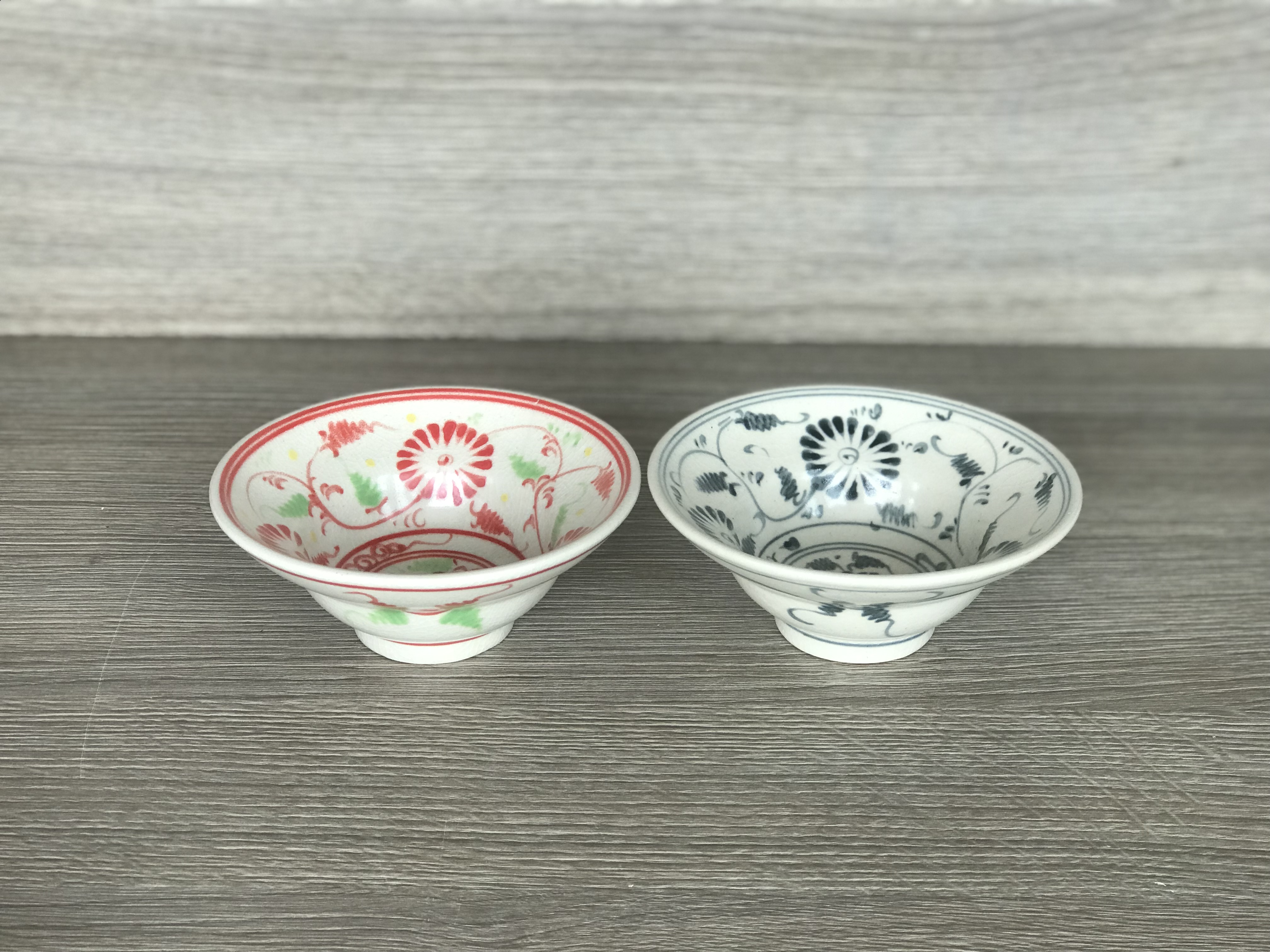 Bát chiết yêu men rạn Bát vẽ tay phi 13cm