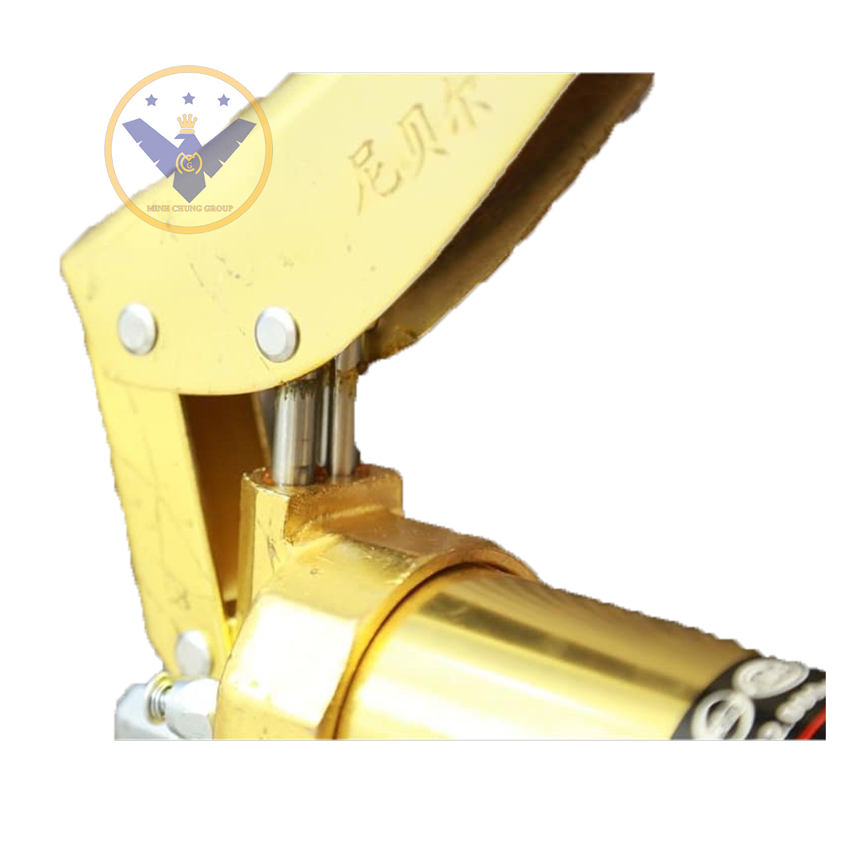 Súng bơm mỡ bằng tay Grease 2 ty vàng 900cc