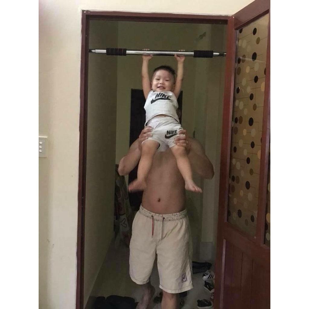 Xà đơn treo tường