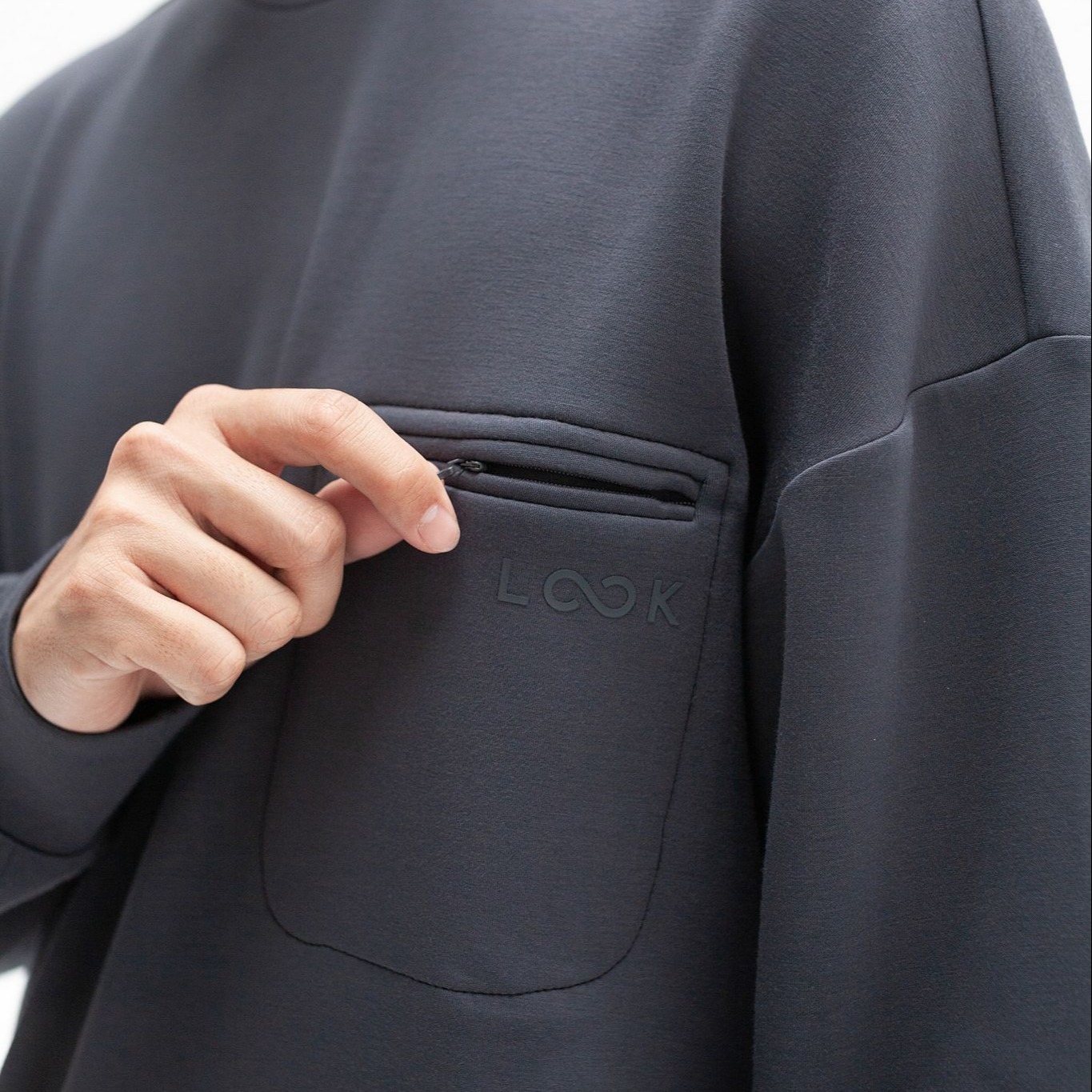 Áo sweater nỉ LOOK Soft Sweater