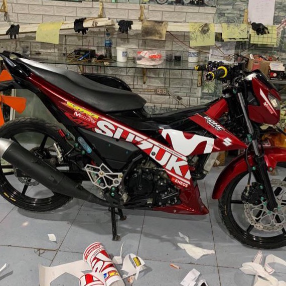 Tem rời Suzuki Satria Fi Movistar dán xe đỏ