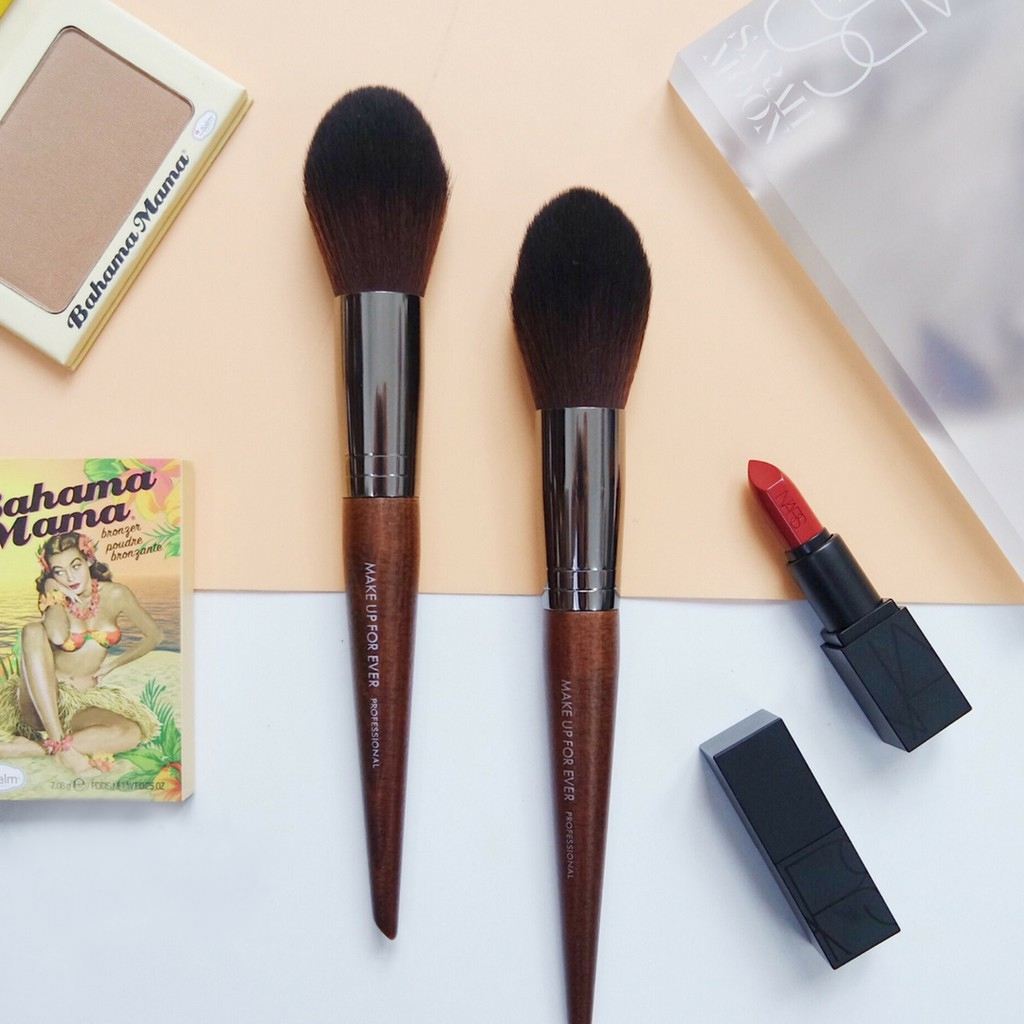 Cọ phủ phấn- má hồng makeup forever 160