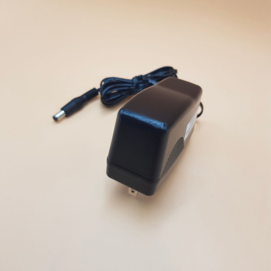 Bộ đổi nguồn adapter 6V 1A cho máy đo huyết áp (Trung Quốc)