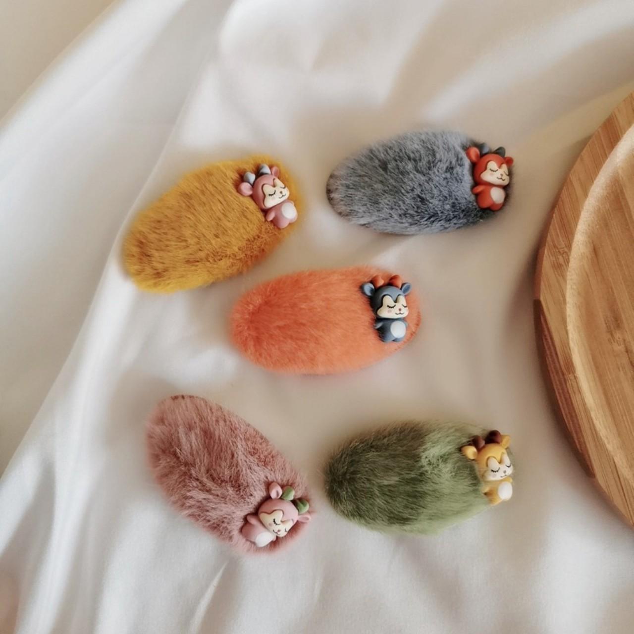 KẸP LÔNG CHÚ HƯƠU CON - (01PCS)