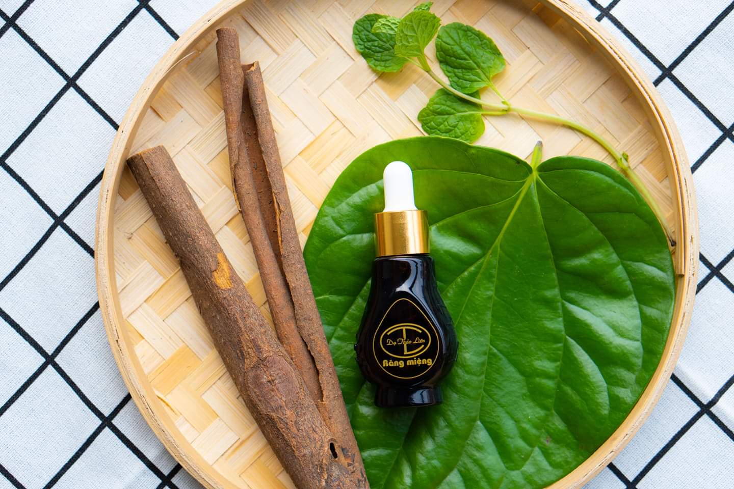 [DEAL HOT GENUINE PRODUCT]  răng miệng Dạ Thảo Liên