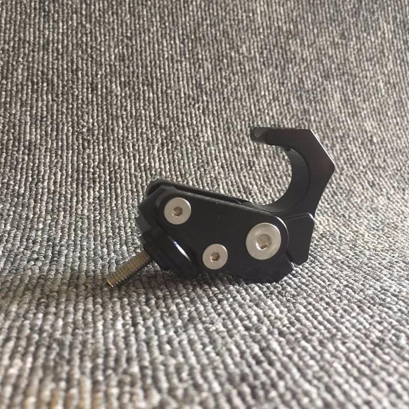 MÓC TREO ĐỒ CHO BIKER CHO XE MÁY NHÔM CNC
