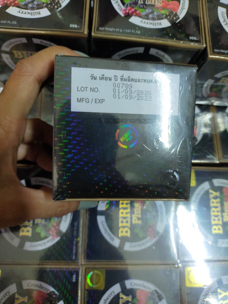 Kem 4K BERRY PLUS HÀNG THÁI LAN CHÍNH HÃNG