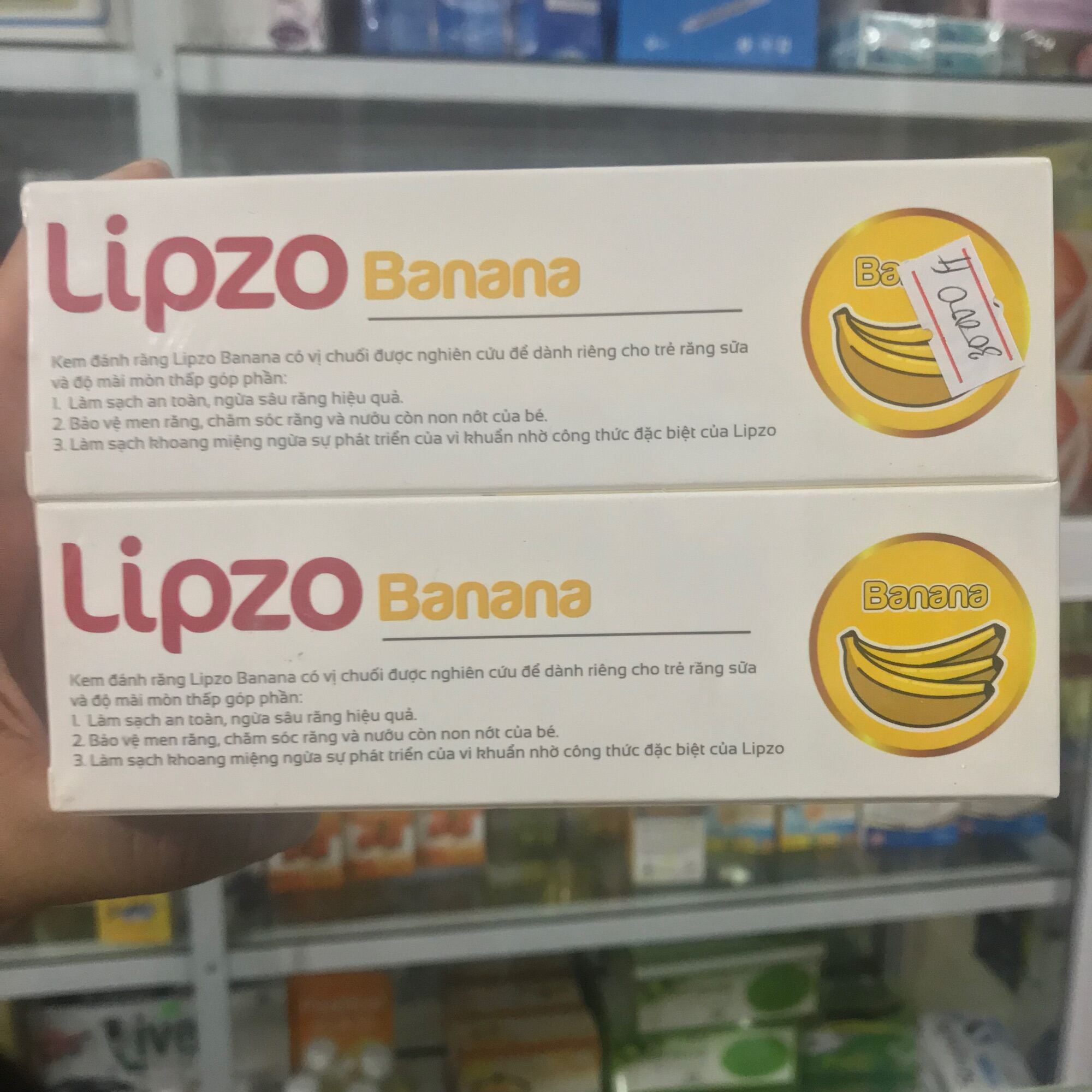 Kem đánh răng cho bé LIPZO hương chuối 75g