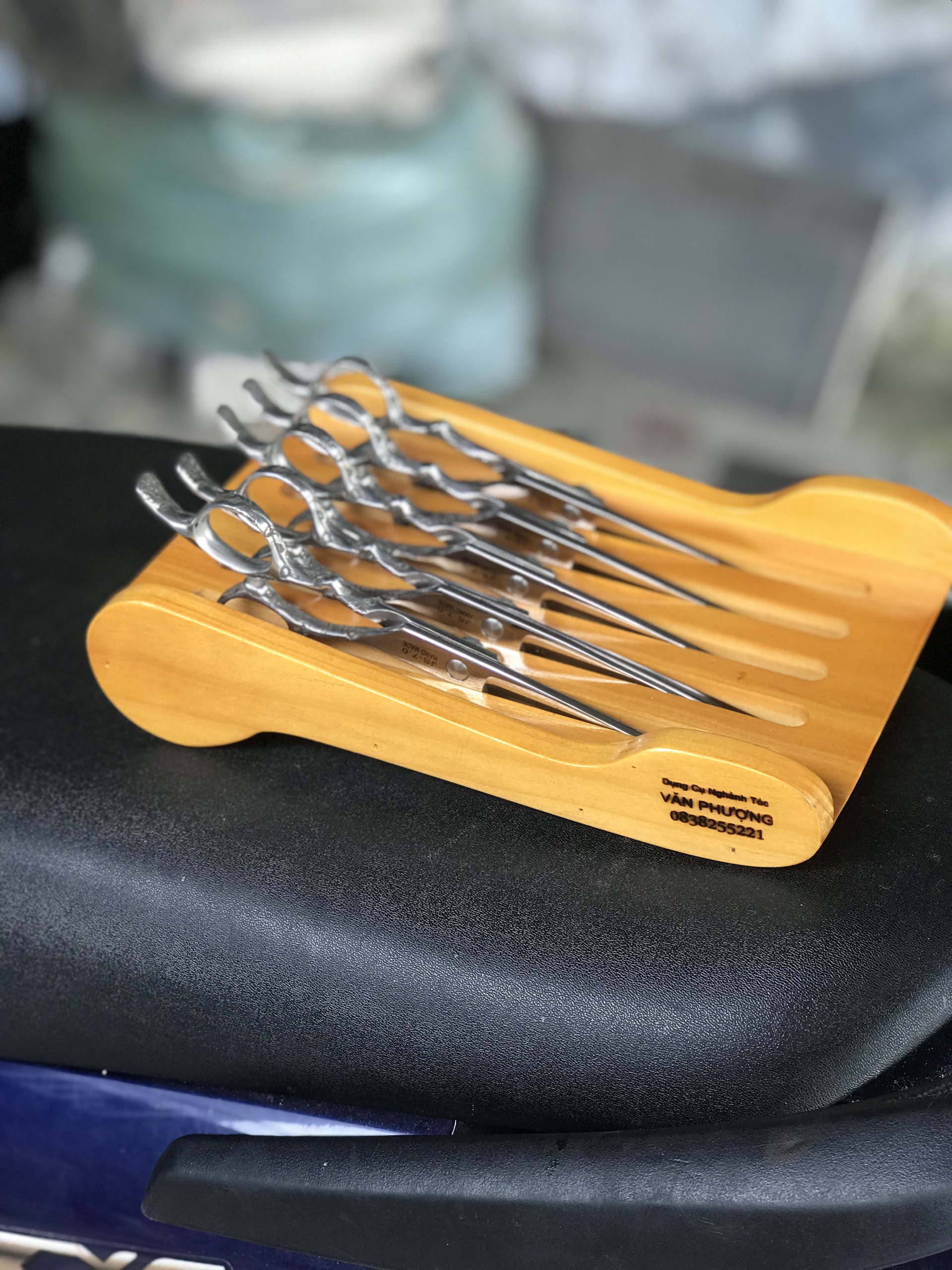 khay đựng kéo cắt tóc