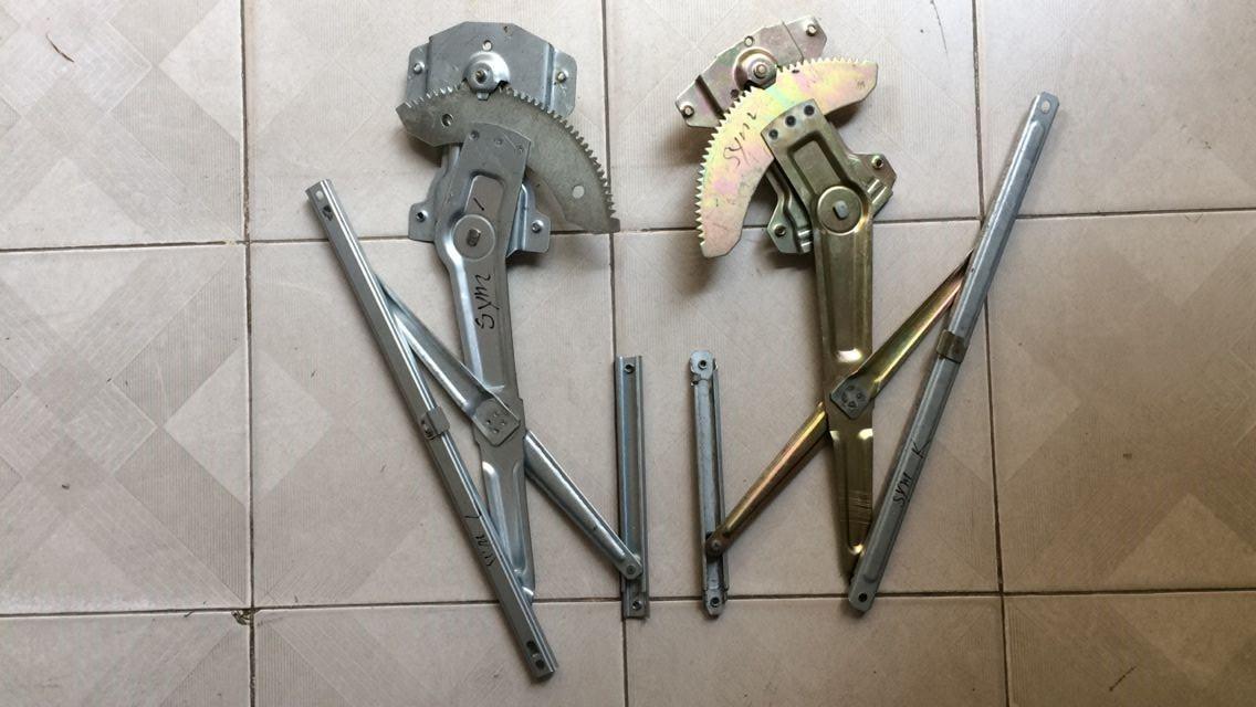 Compa lên xuống kính trước Sym T880
