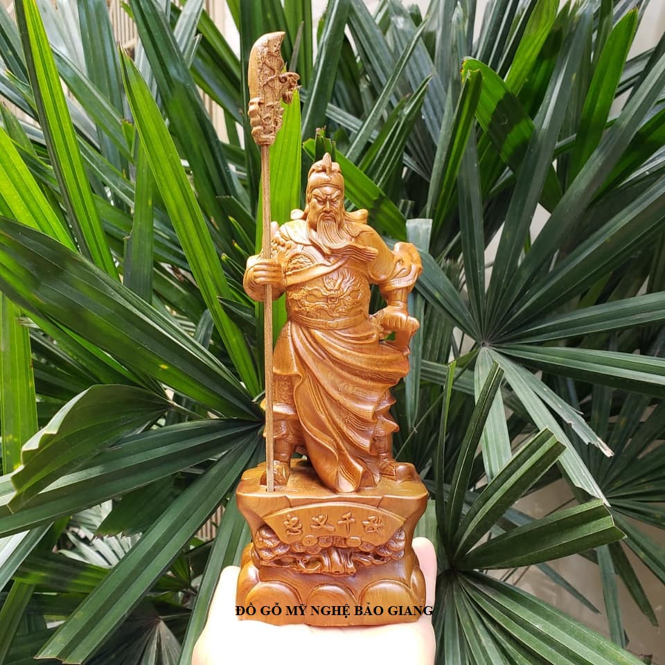Tượng quan công gỗ bách xanh cao 20cm