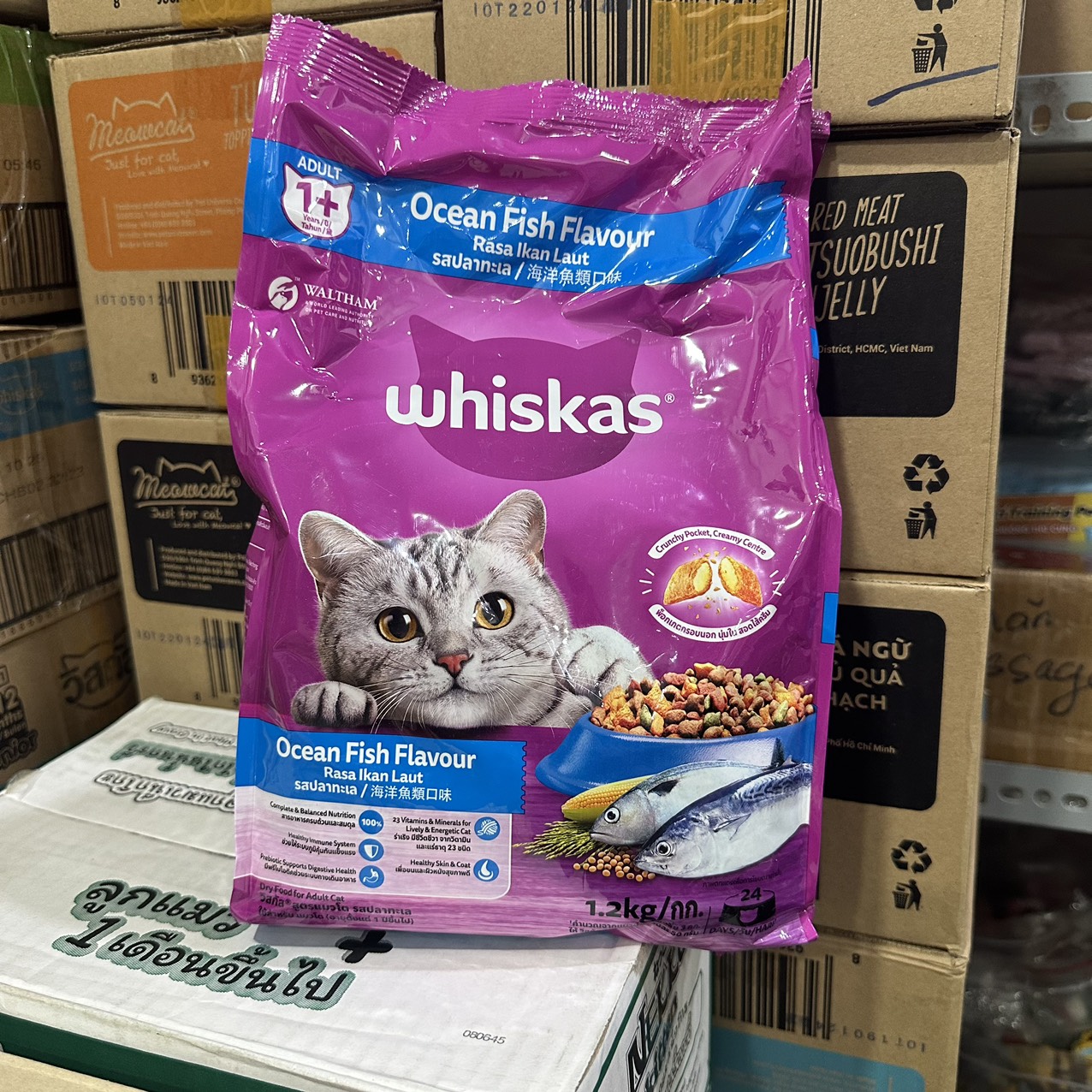 Thức ăn cho mèo lớn whiskas vị cá thu-cá ngừ-cá biển 1,2kg