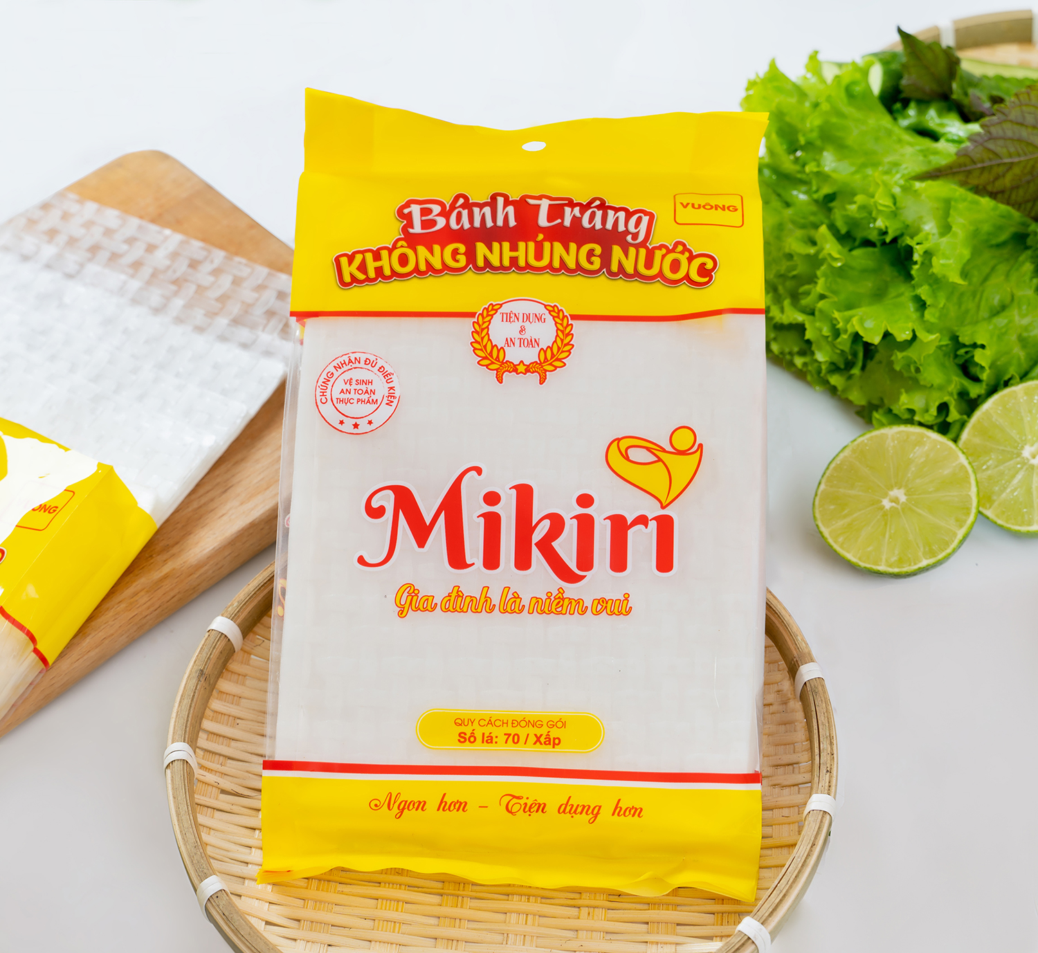 MUA 1 TẶNG 1 - Bộ 2 Bánh tráng Mikiri không nhúng nước vuông tròn lớn - ăn vặt - tiện lợi