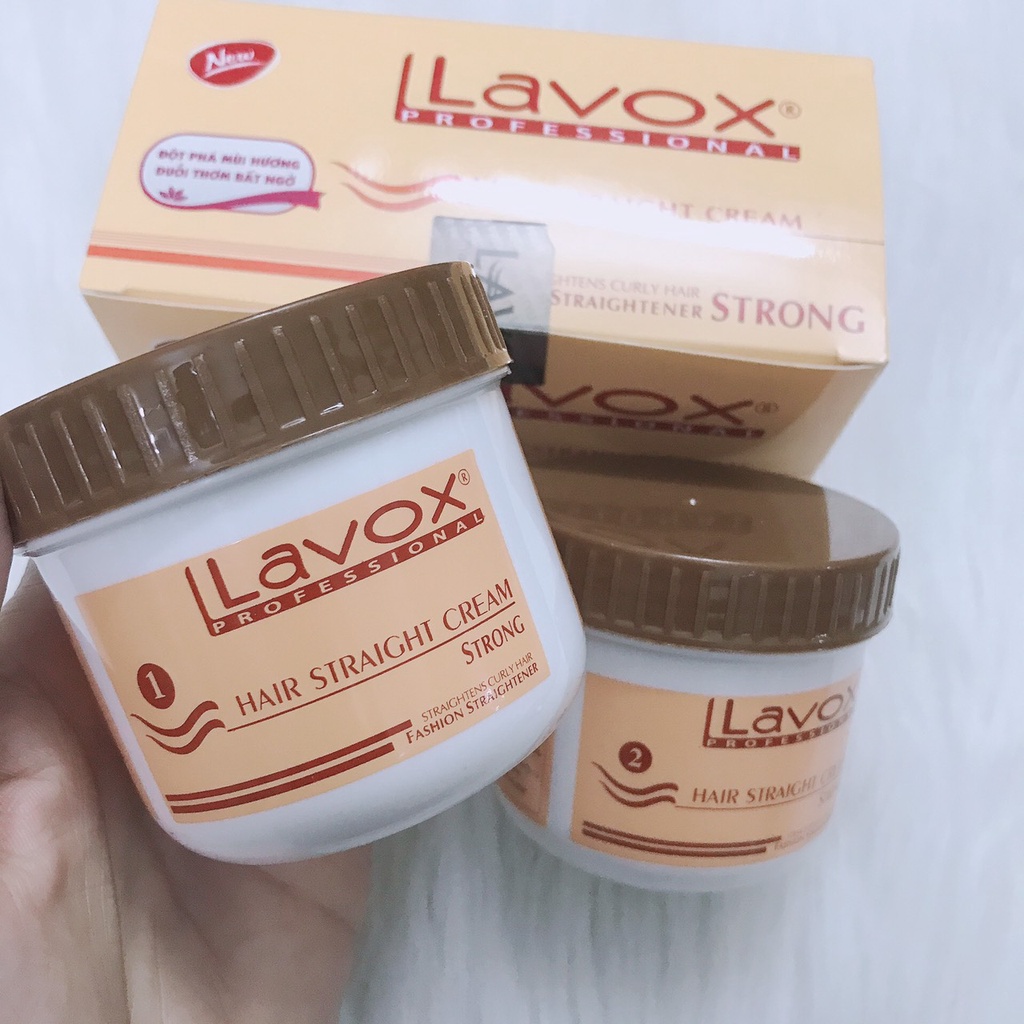 Với thuốc duỗi tóc phồng Lavox, bạn có thể tạo nên mái tóc thẳng và phồng đầy sức sống. Hãy xem hình ảnh trước và sau khi sử dụng sản phẩm này sẽ khiến bạn choáng ngợp về hiệu quả mà nó mang lại.