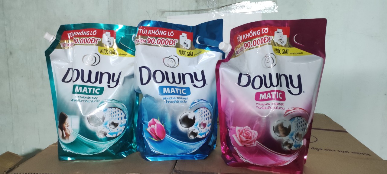 Nước giặt Downy Matic túi 3.05kg