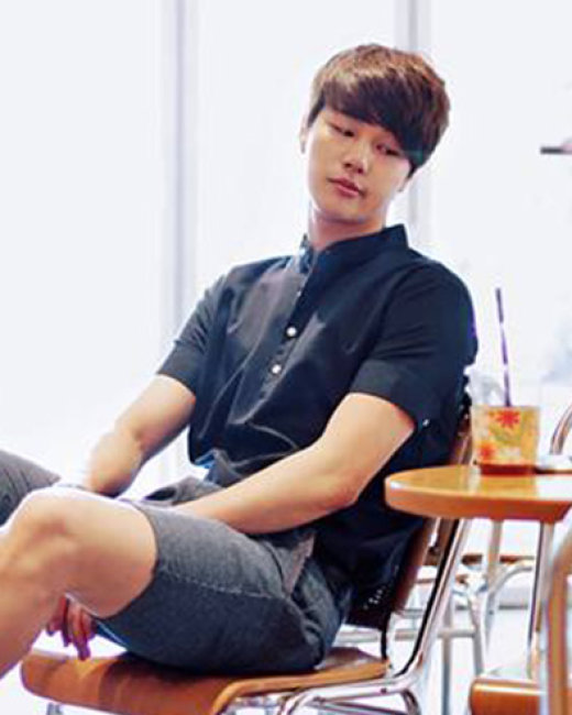 Áo Sơ mi Tay lửng cổ trụ Unisex