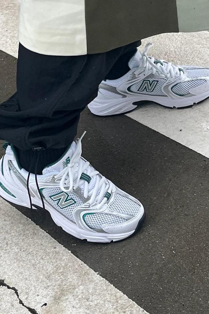 😘 [ HÀNG CHÍNH HÃNG CÓ SẴN ] Giày New Balance 530 GREEN PEARL SILVER ( MR530AB ) - AUTHENTIC 100%
