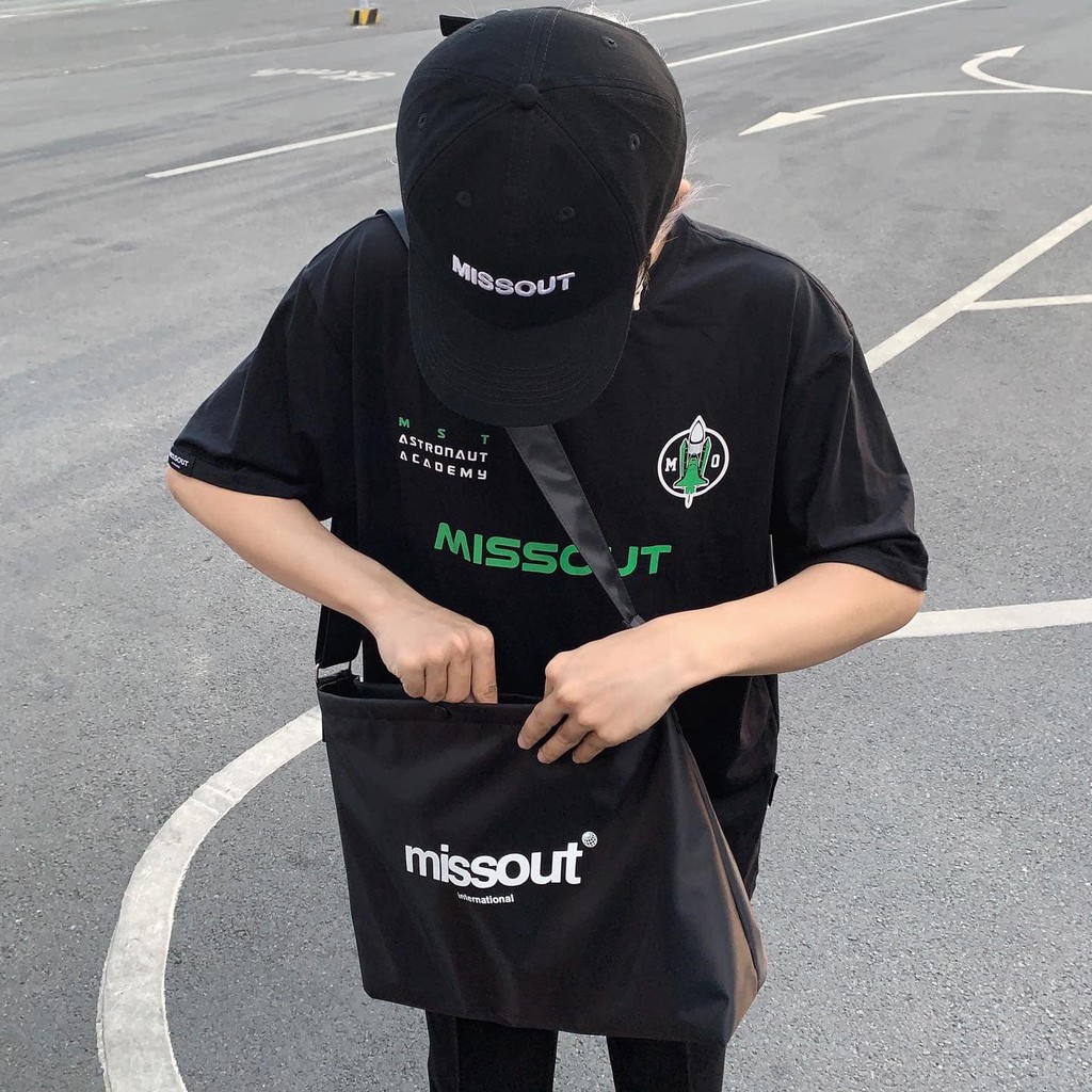 TÚI ĐEO CHÉO MST SHOULDER BAG