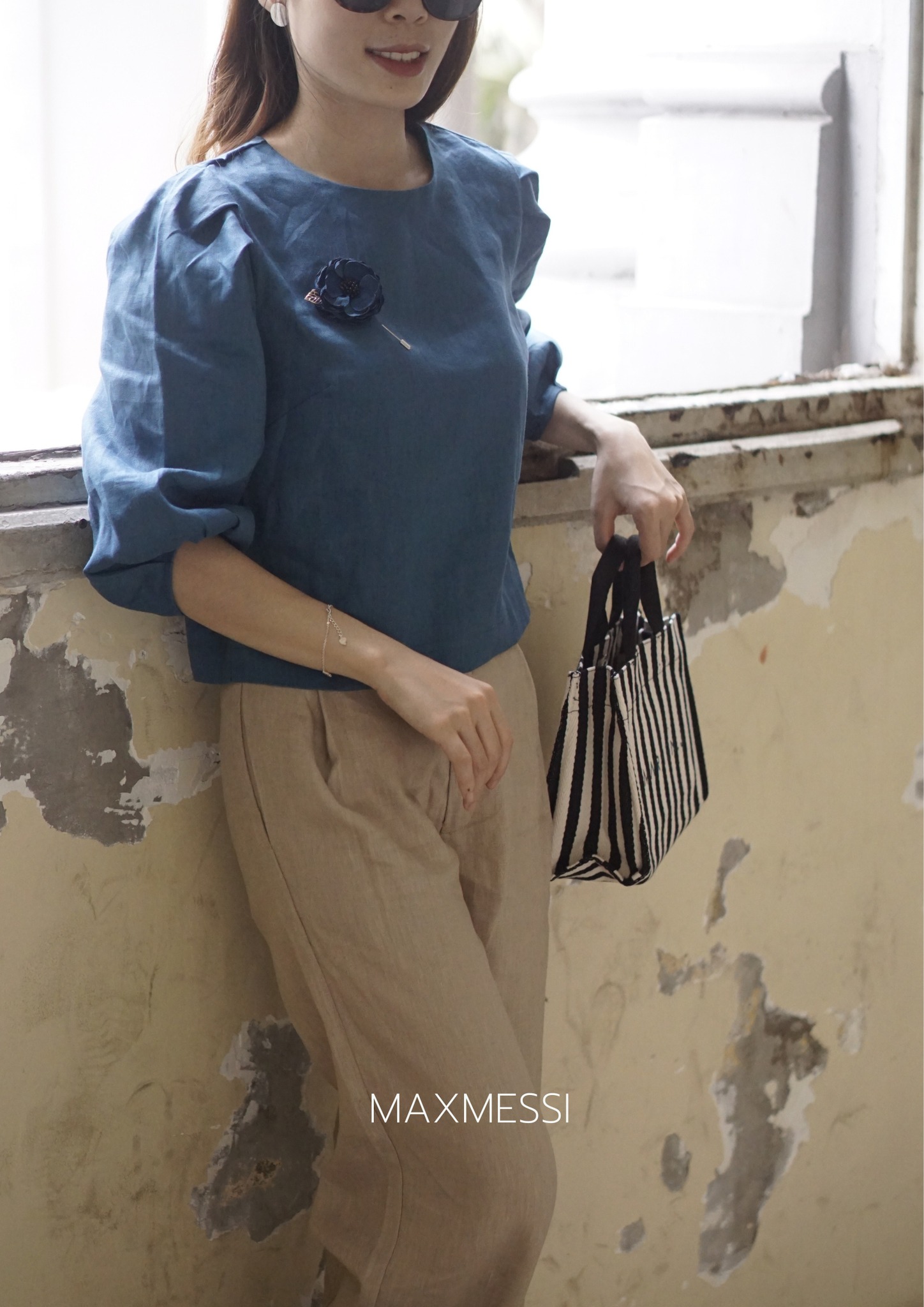 Áo top linen tay phồng RADIANT- MaxMessi