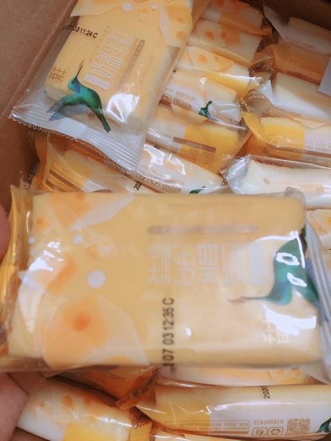 Bánh Bông Lan Én Nhân Phô Mai 1 Cái