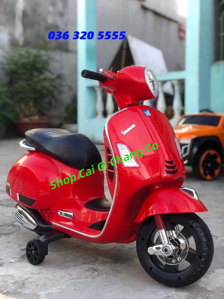 XE MÁY ĐIỆN CHO BÉ KIỂU DÁNG XE VESPA CỔ