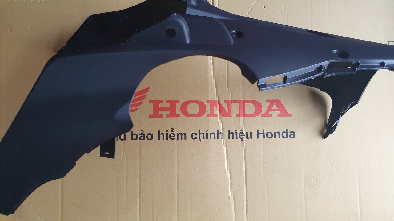 [HCM]ỐP NHỰA ĐEN BÙN GẦM SH MODE