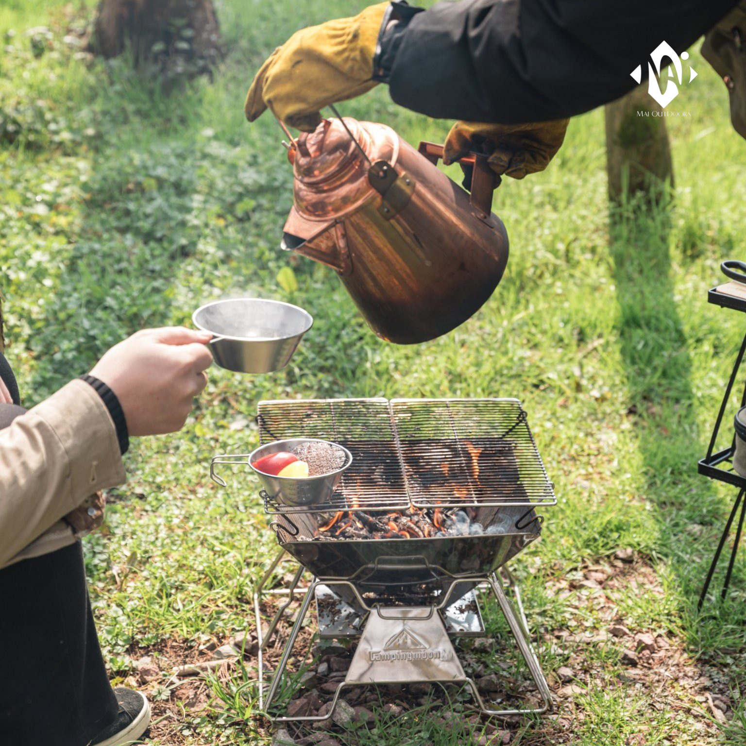 Bếp Nướng Than Hoa Dã Ngoại Gấp Gọn Campingmoon MT-2