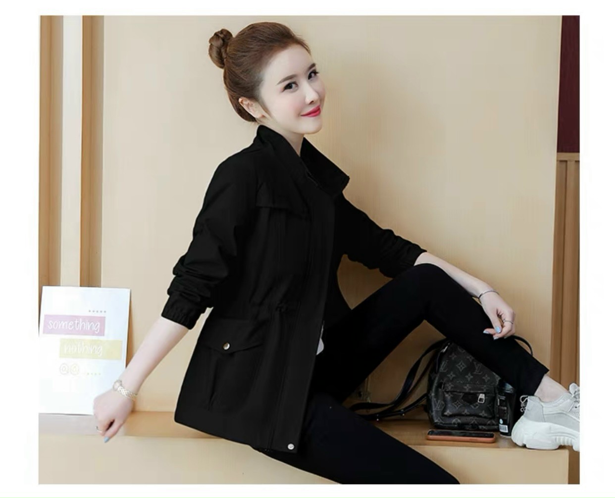 ÁO KHOÁC KAKI NỮ KIỂU TRƠN THIẾT KẾ DÂY RÚT EO CÓ TÚI ĐỰNG TIỆN LỢI THỜI TRANG FORRM DƯỚI 70KG 4 MÀU Y HÌNH UTS
