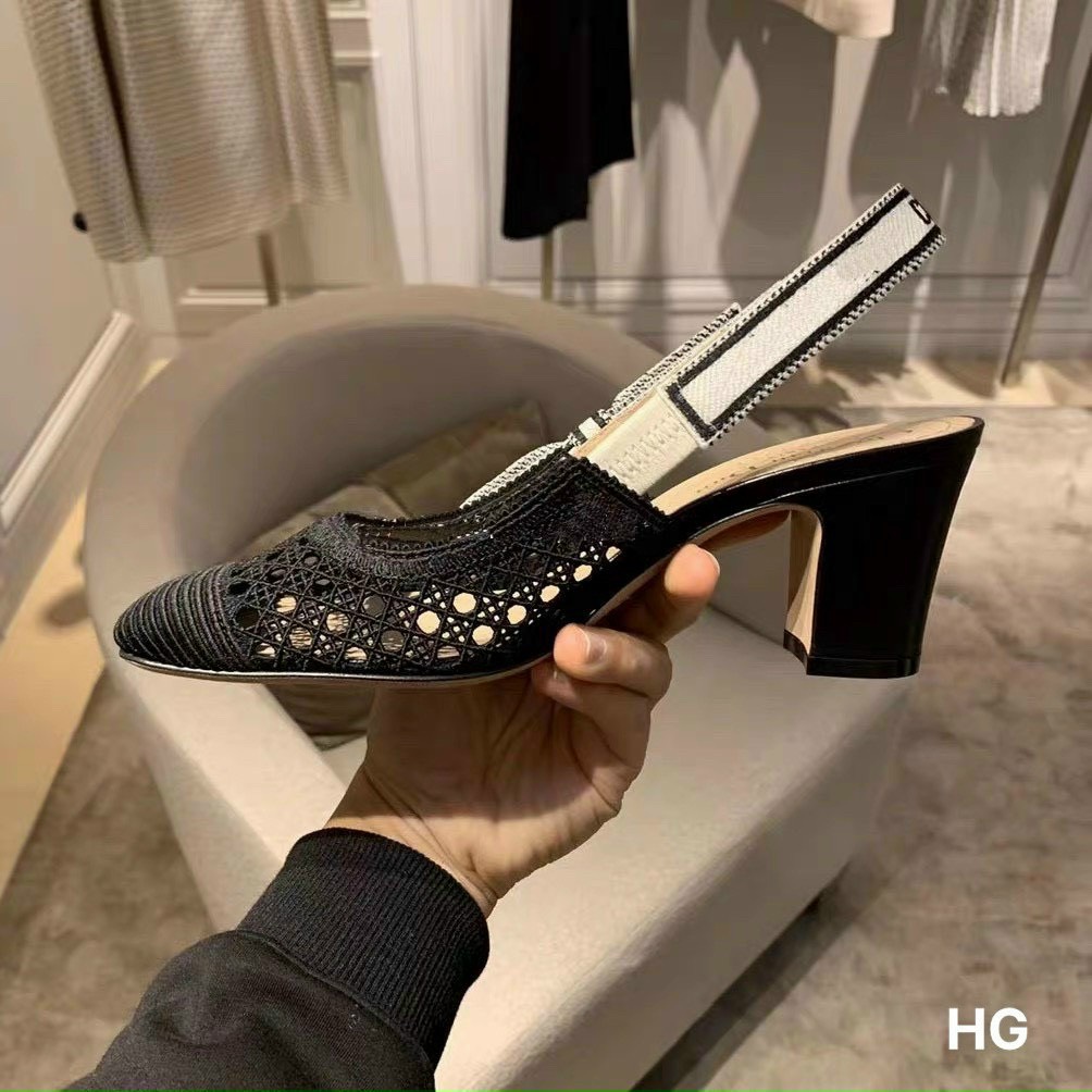 Sandal nữ hở gót 2 màu đen kem lên chân đẹp!!
