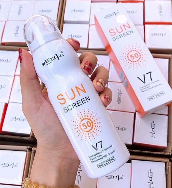 [HCM]Xịt chống nắng Sun Screen V7