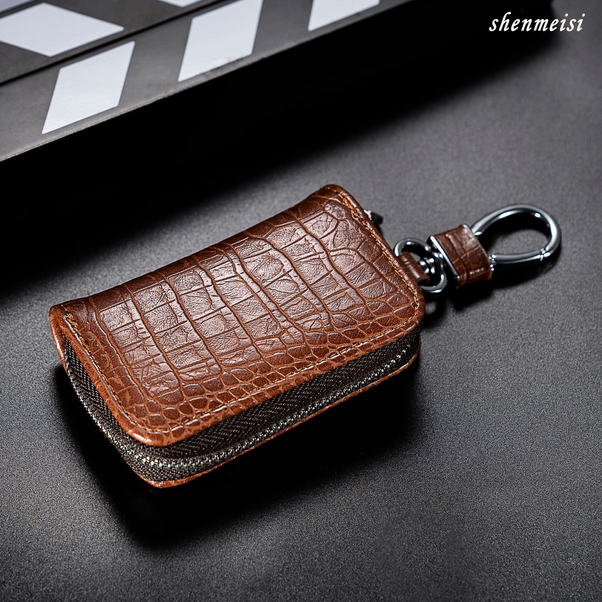 High-Quality Leather Wallet Keychain for Holding Smartkeys, Used to Hold Keys, Money, Etc.