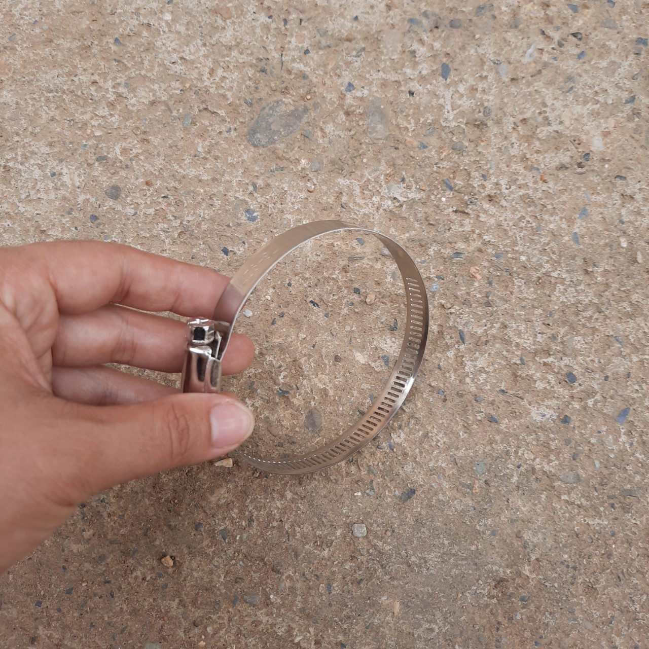 Bộ 5 Quai nhê inox,đai siết cổ dê phi 60mm