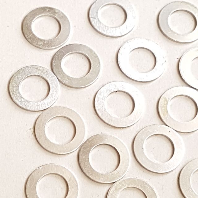 [Hcm]Aluminum Fur Brushes with Holes 13Ly X 50. Pieces...