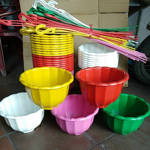Chậu nhựa treo đủ màu