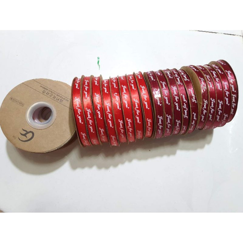 RUY BĂNG LỤA 1CM IN CHỮ- CUỘN 46m / bó 10m