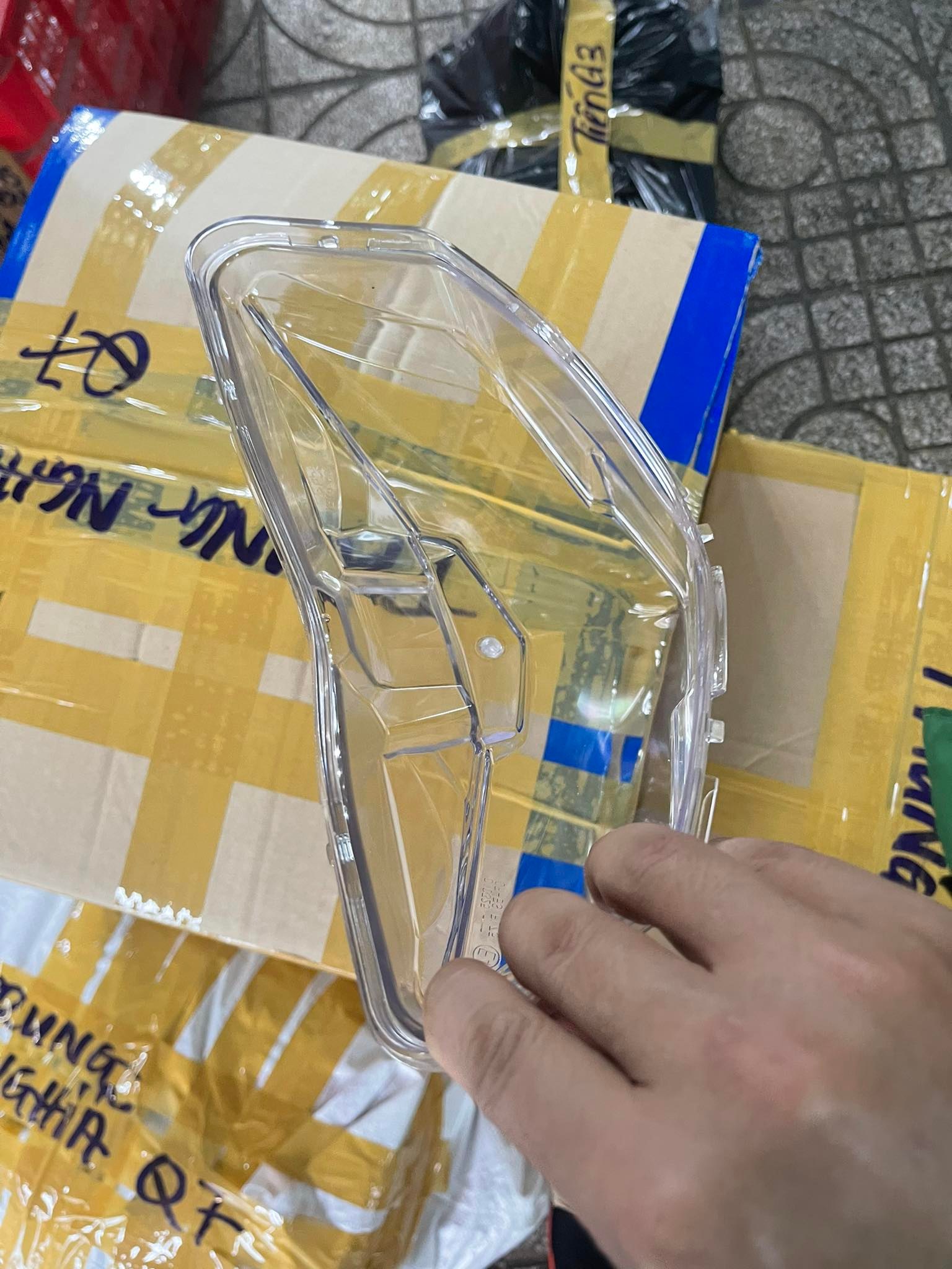 Mica đèn pha ex150 2019