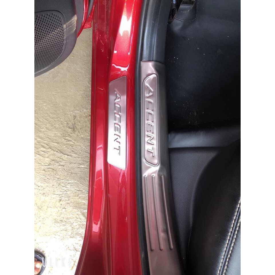 Ốp bậc cửa, nẹp bước chân trong, ngoài xe Hyundai Accent 2018- 2020 2021 2022 2023 Hàng inox đẹp