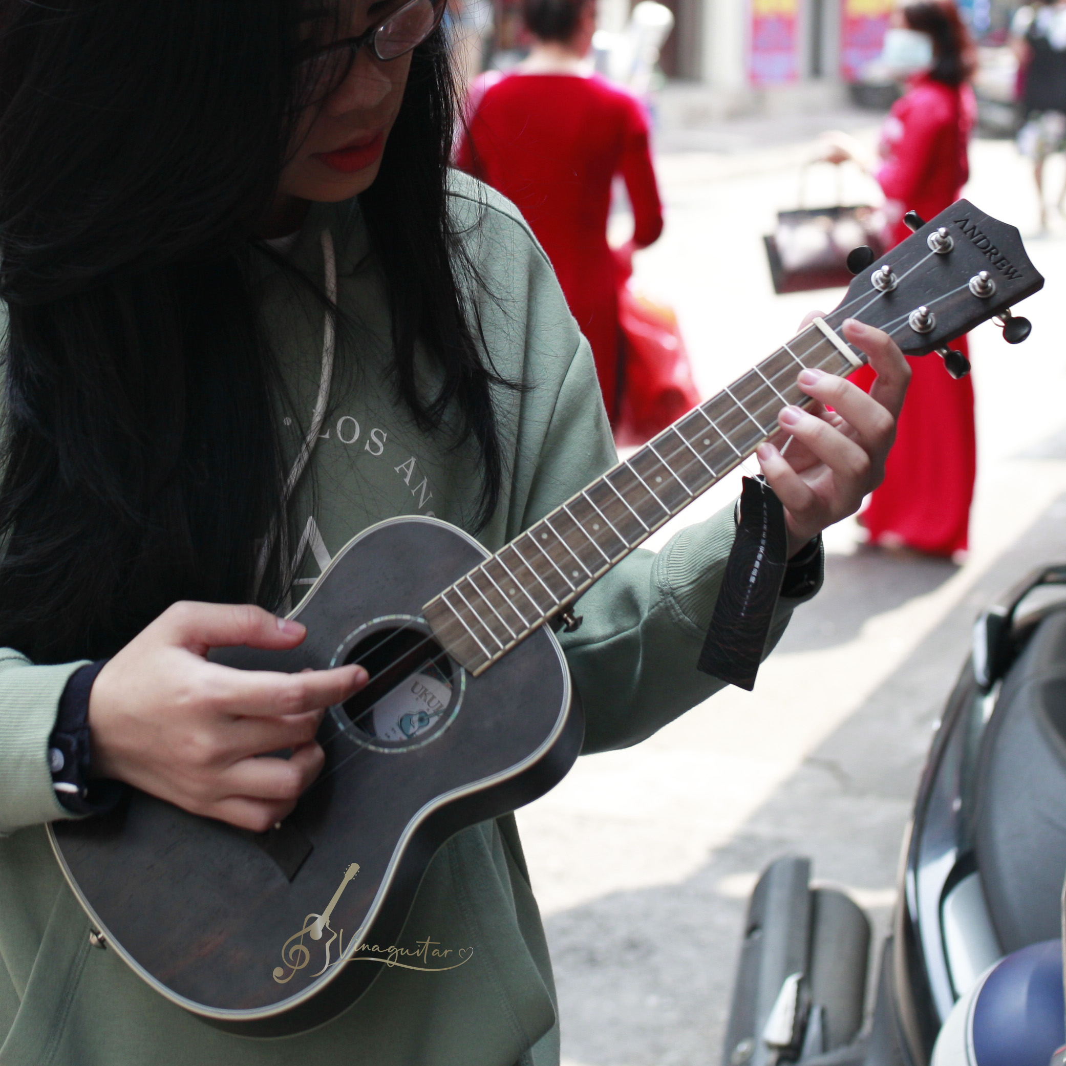 Đàn Ukulele Andrew T71 Cẩm Ấn - VinaGuitar Phân Phối Chính Hãng
