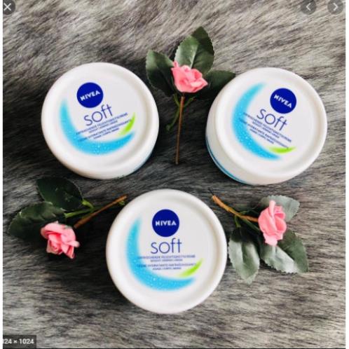 Kem dưỡng ẩm Nivea Soft nội địa Đức 200ml