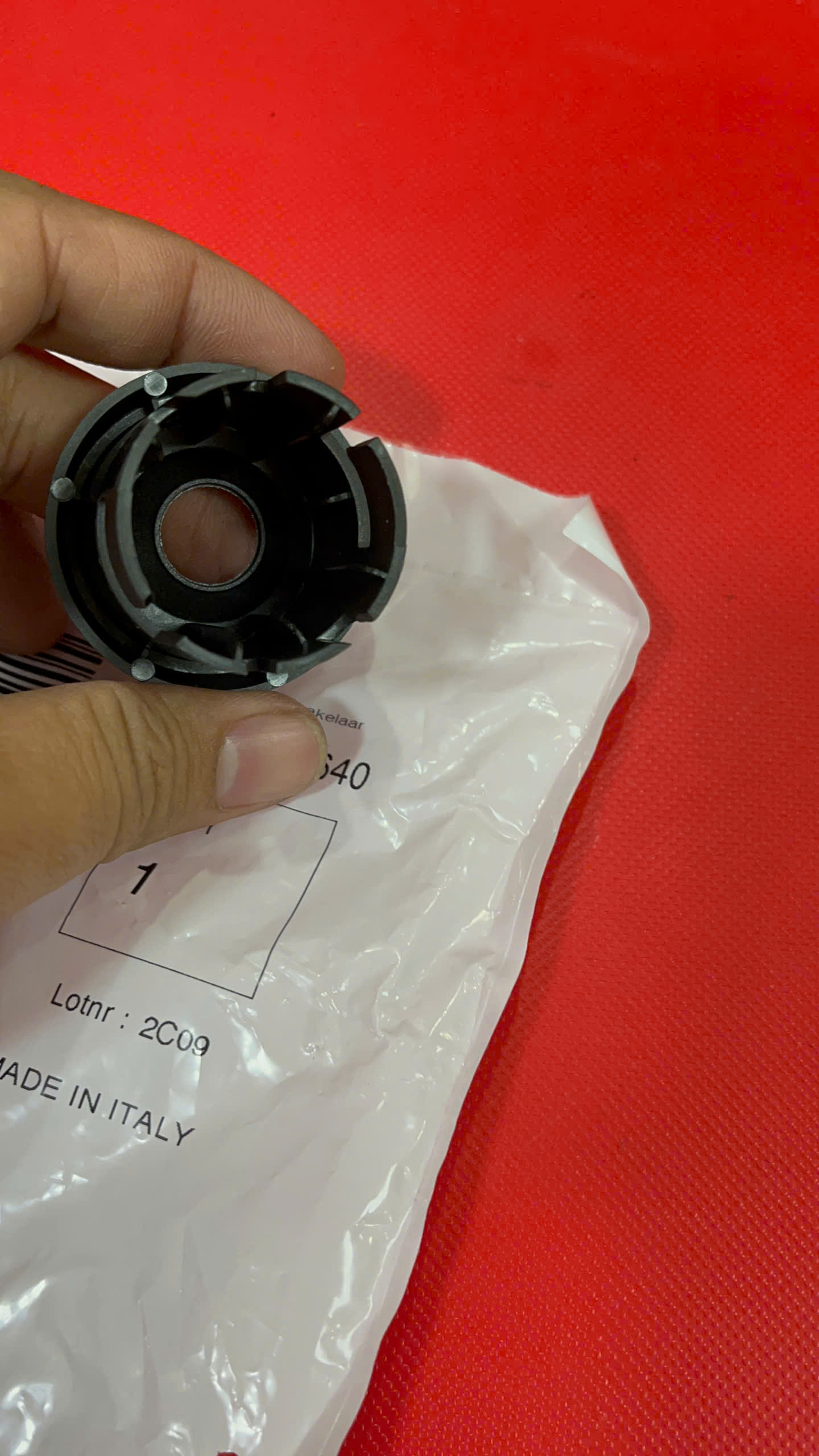 Chụp Ổ khóa và Ty nhớt Sh ý , Ps Nhập Ý